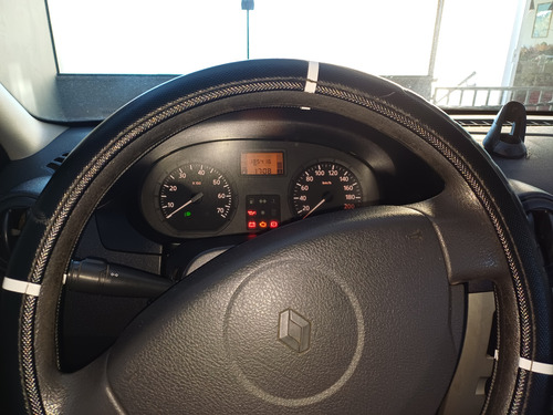 Renault Logan 1.6 Expression Hi-torque 4p