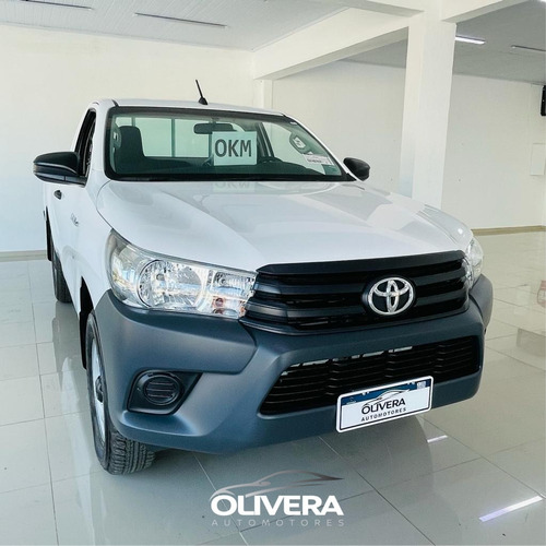 Toyota Hilux Pick Up 4x4 Diesel 0km - Olivera Automotores