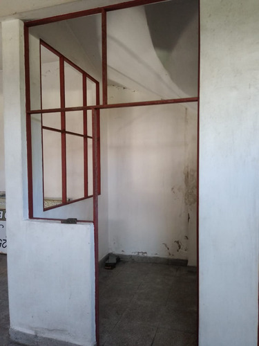 Imagen 10 de 30 de Local/garage/deposito Lanus Oeste