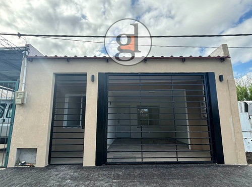 Moderna Casa A Estrenar En San José, Totalmente Remodelada.