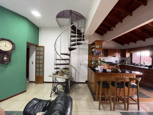 Imagen 13 de 27 de Casa - Bernal Oeste