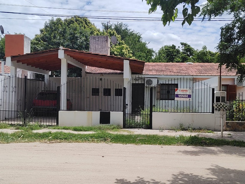 Casa Bo Frente A Plaza Jacoba Escudero