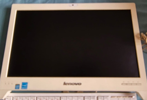 Lenovo Series C240 18.5 Intel Celeron 847 4gb De Ram 500gb Blanco (Usado)