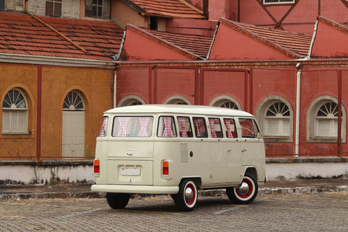Kombi 1600 Standard 9 Lugares 1992 Volkswagen Vw