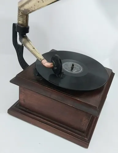 Réplica Antiga De Gramofone Victor Talking Machine Co | MercadoLivre
