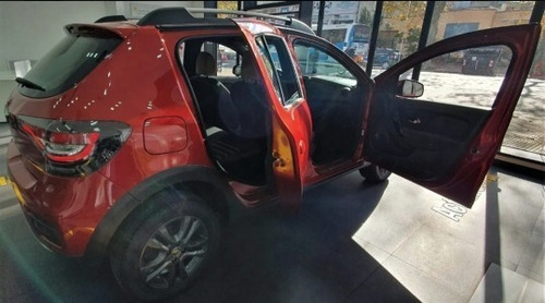 Imagen 10 de 15 de Renault Sandero Stepway Intens 1.6 Tope De Gama Stock Dis W