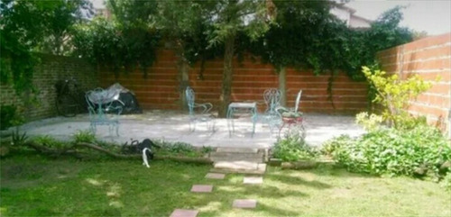 Casa 6 Amb. En Venta Merlo
