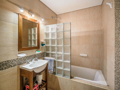 Imagen 25 de 30 de Venta Casa 5 Amb Quincho Cochera - Villa Luro