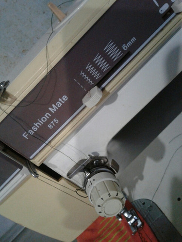 Imagen 8 de 8 de Máquina De Coser Singer Mate