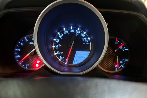 Toyota (in) 4.0 Sr5 At 4x2 5p