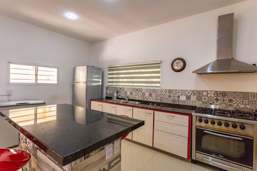 Imagen 14 de 30 de Venta Ph 5 Ambientes, Patio Y Cochera - Caseros