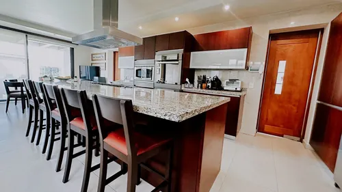 Casa En Venta Con Doble Seguridad En Lomas Country Club, Huixquilucan Edo Mex