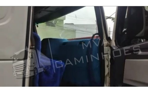Imagem 11 de 15 de Caminhão Volvo Fh 440 - 6x T