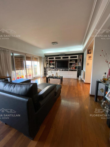 Departamento 5 Ambientes Con Cochera En Venta Ubicado En Lomas De Zamora, G.b.a. Zona Sur