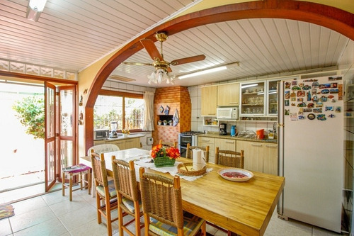 Imagem 23 de 24 de Casa Para Venda, 3 Dormitórios, Glória - Porto Alegre - 2027