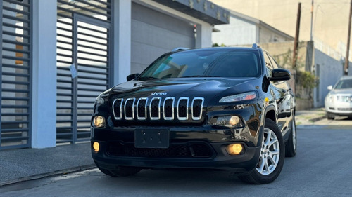 Jeep Cherokee 2.4 Latitude Mt