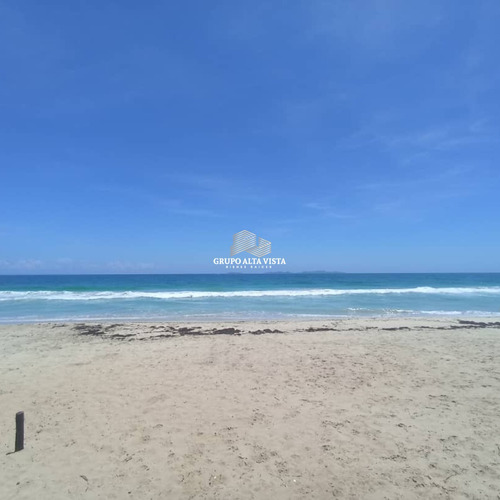 ¡¡¡en Venta Terreno Ubicado En La Mejor Playa De La Isla De Margarita!!! Playa Parguito 