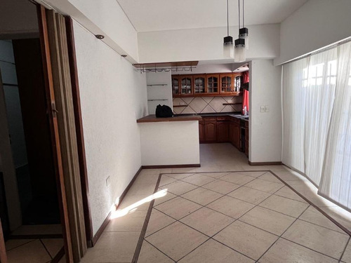 Departamento Tipo Casa En Venta En Lanus Este