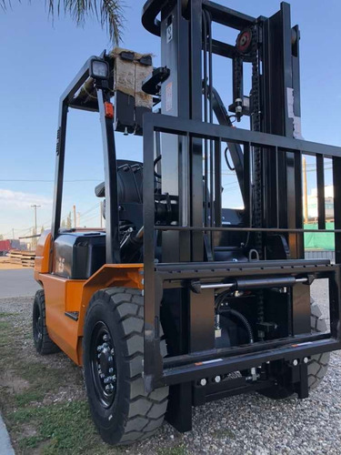 Autoelevador Hangcha (2.5tn-3.0m-0km) Representante Oficial