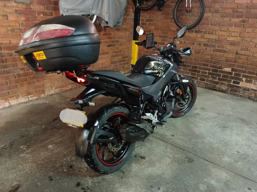 Hero Hunk 160r Black