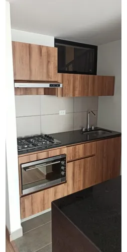 Vendo Hermoso Apartaestudio A Dos Cuadras De La Presidencia