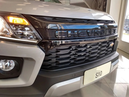 Chevrolet S10 2.8 High Country Cd Tdci 200cv At Eq P01