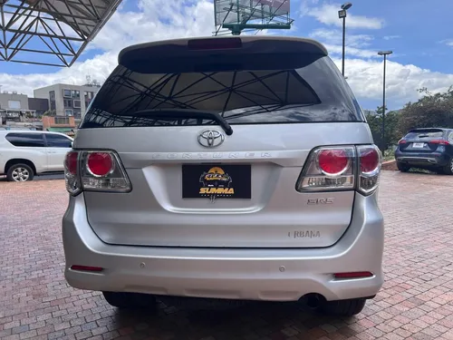 Toyota Fortuner 2.7l