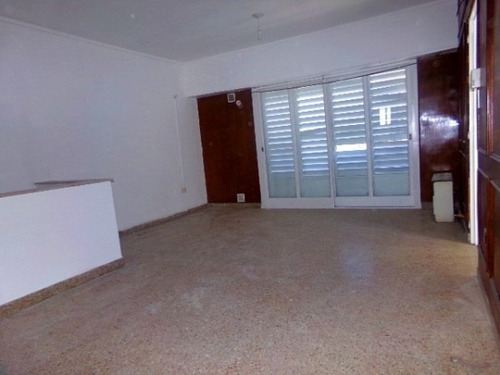 Imagen 23 de 30 de Local Comercial Sobre Av. Freyre Con Departamento, Santa Fe Ciudad