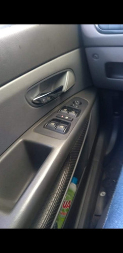 Fiat Linea 1.9 16v Lx Flex 4p 2010