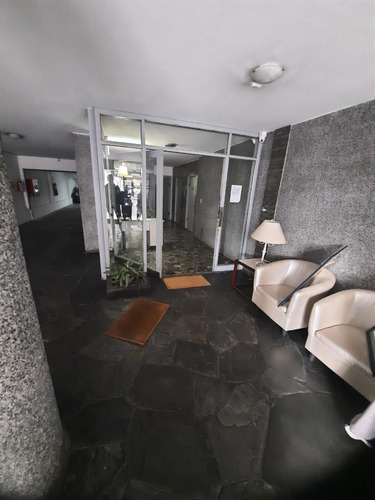 Imagen 2 de 14 de Oportunidad !!!espectacular Apartamento Sobre 18 De Julio