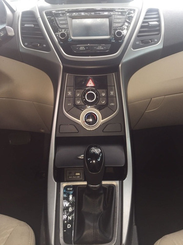 Imagen 6 de 7 de Hyundai Elantra Elnatra