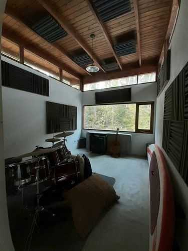 Imagen 6 de 13 de Hermosa Casa Quinta En Barrio Los Bosquecitos