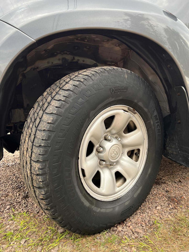 Toyota Hilux 3.0 Cd Sr 171cv 4x2 - B3