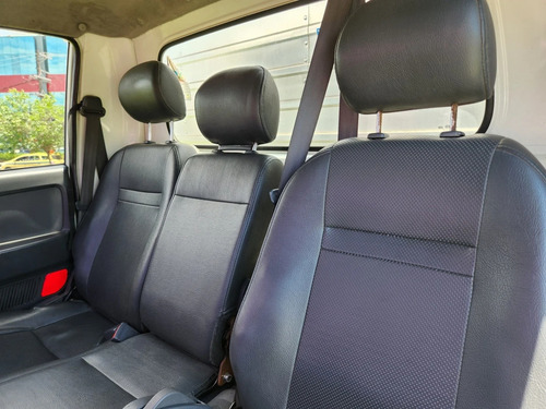 Kia Bongo 2.5 Std 4x2 Rs Turbo S/ Carroceria 2p