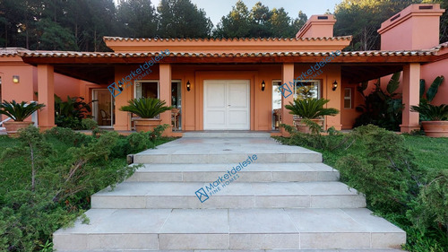 Toscana Style House