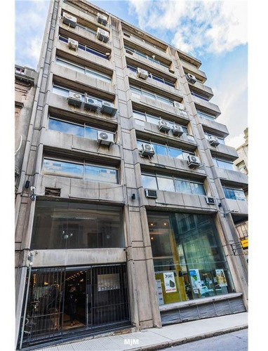 Venta Hermosa Oficina Ciudad Vieja