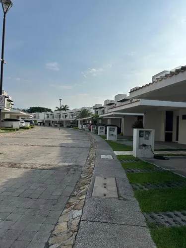 Casa Moderna En Renta En Jiutepec