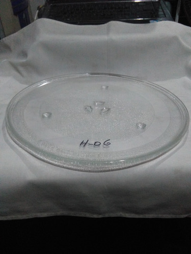 Plato Para Microondas De 32 Cent. Codigo H-06 (Usado)