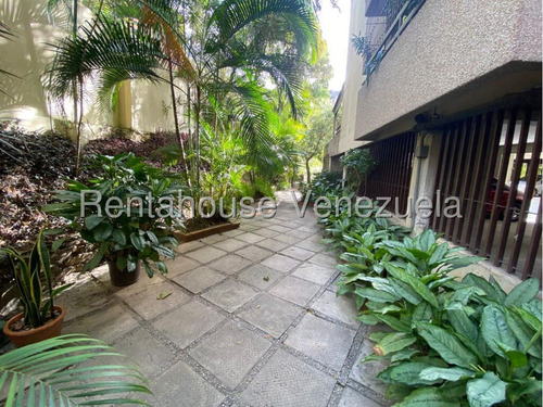 Apartamento Remodelado En Venta, Urb. La Tahona