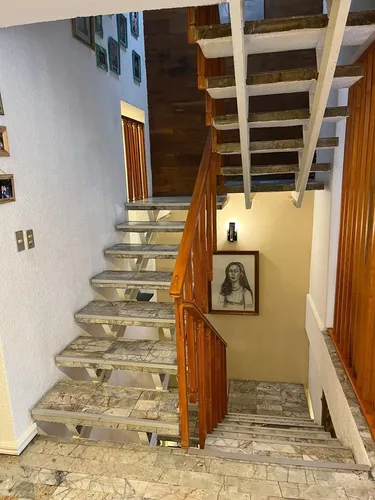 En Venta Amplia Y Cómoda Casa, Los Reyes, Coyoacan Cc
