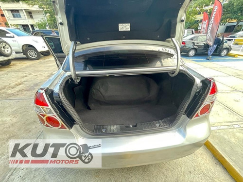 Imagen 8 de 10 de Chevrolet Aveo Lt Automatico