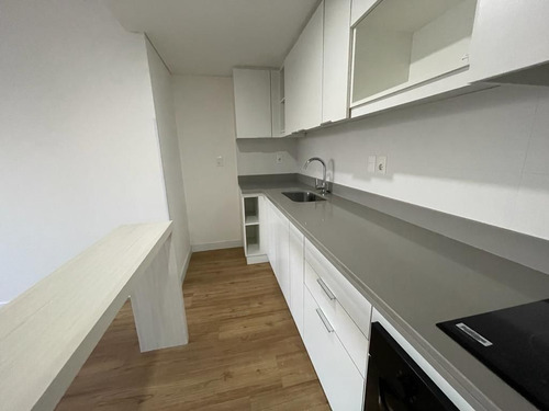 Apartamento En Alquiler De 2 Dormitorios En Malvín (ref: Vld-3869)