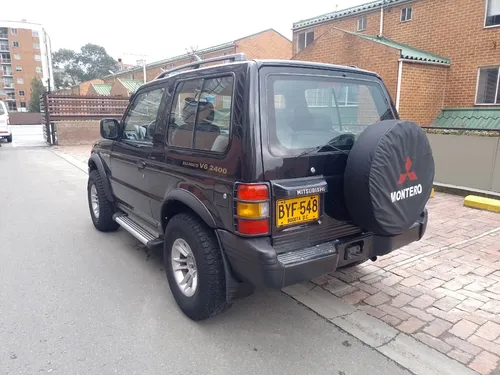 Mitsubishi Montero 2.4 V11 Vna