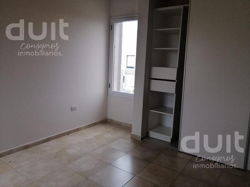 Imagen 9 de 11 de Duplex 2 Dormitorios En Venta En Barrio El Triunfo- Valle Cercano