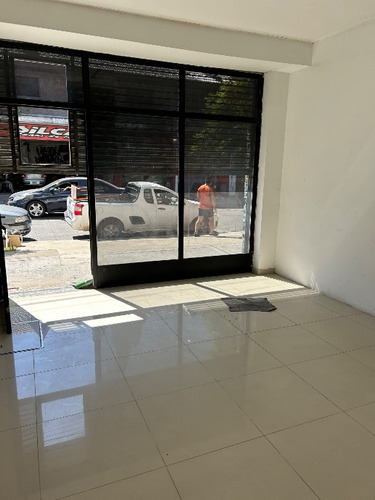 Local En Venta En Merlo Sur