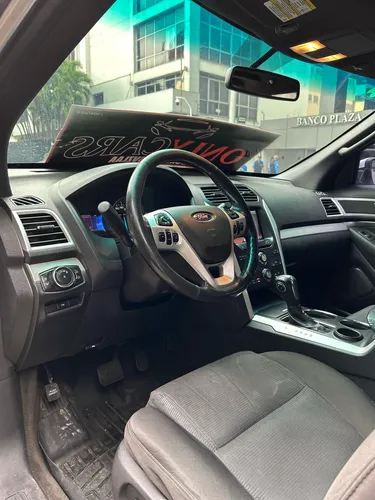 Ford Explorer Limited 2012