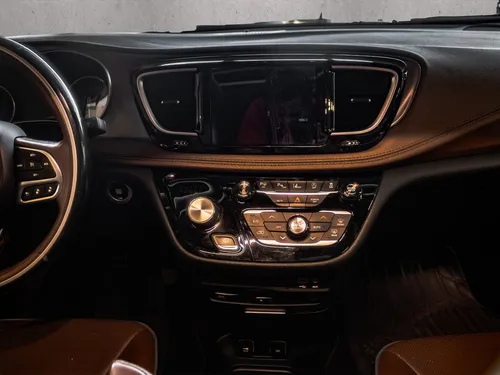 Chrysler Pacifica 2019