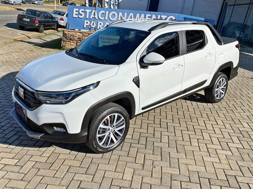 Imagem 3 de 15 de Fiat Strada Volcano 1.3 Flex 8v Cd Aut. 2022/2022