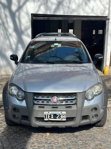 Fiat Palio 1.8 Adventure Locker
