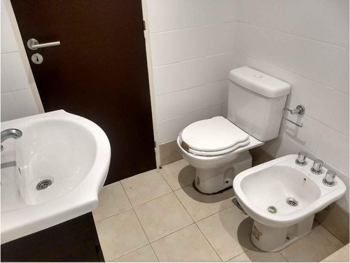 Imagen 8 de 15 de Venta Casa/depto. 2 Dormitorios De Pasillo Excelente Estado, Iriondo 1100 - Gazze